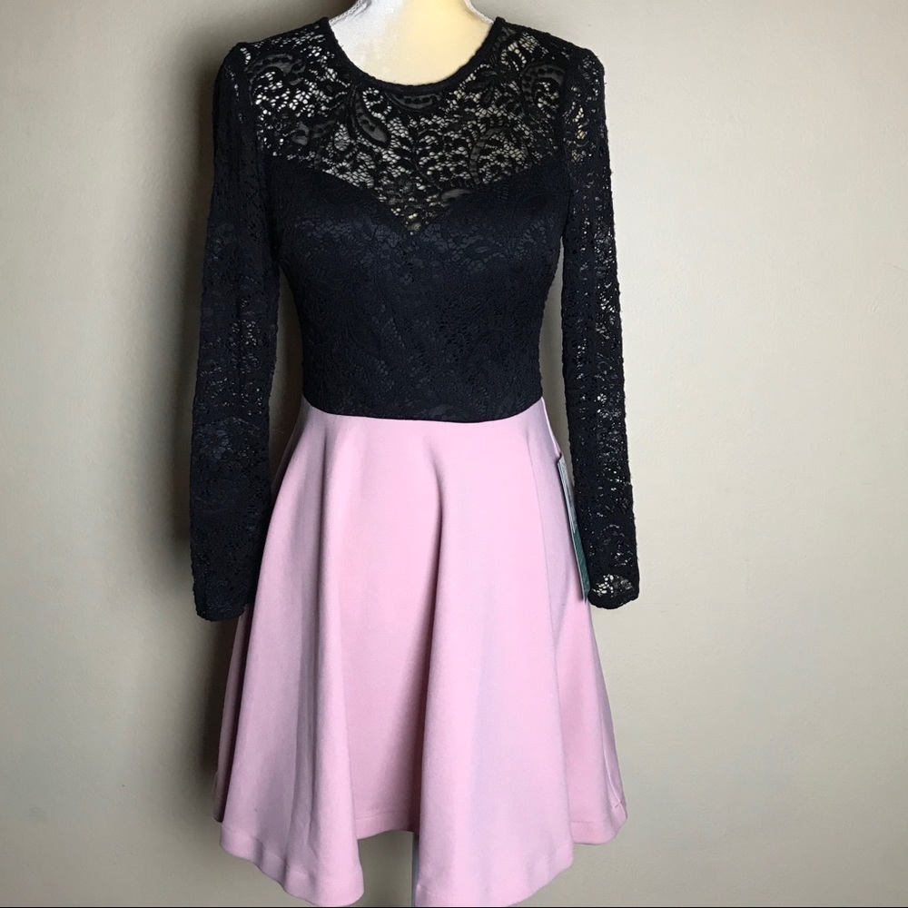 B.Smart dress size 9 black,pink long‎ sleeve